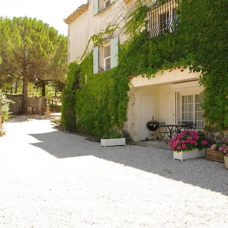 Residence Le Saint Victor Fontvieille Esterno foto