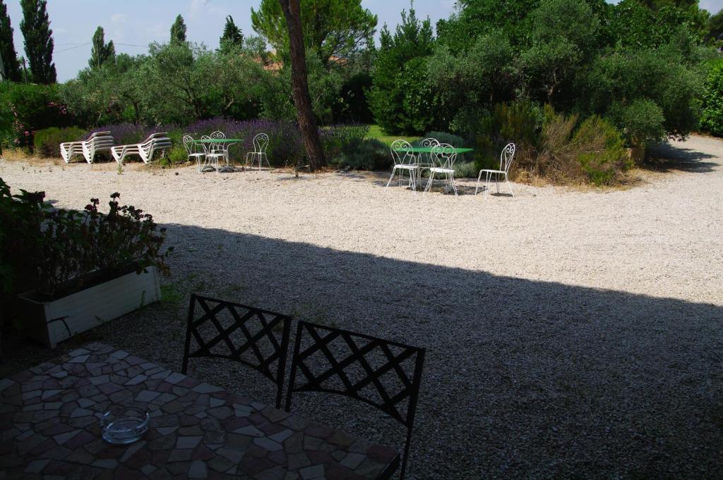 Residence Le Saint Victor Fontvieille Esterno foto