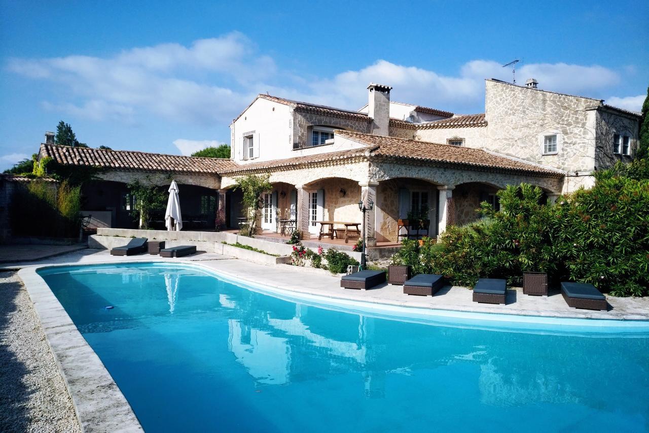 Residence Le Saint Victor Fontvieille Esterno foto